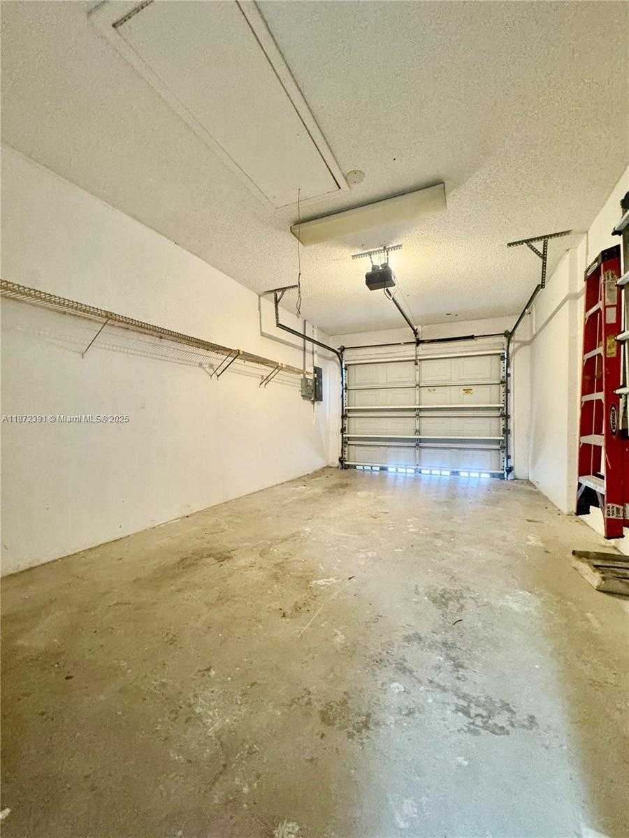 Small Image of 2215 SOUTH EAST 6TH CT, Homestead Number 21