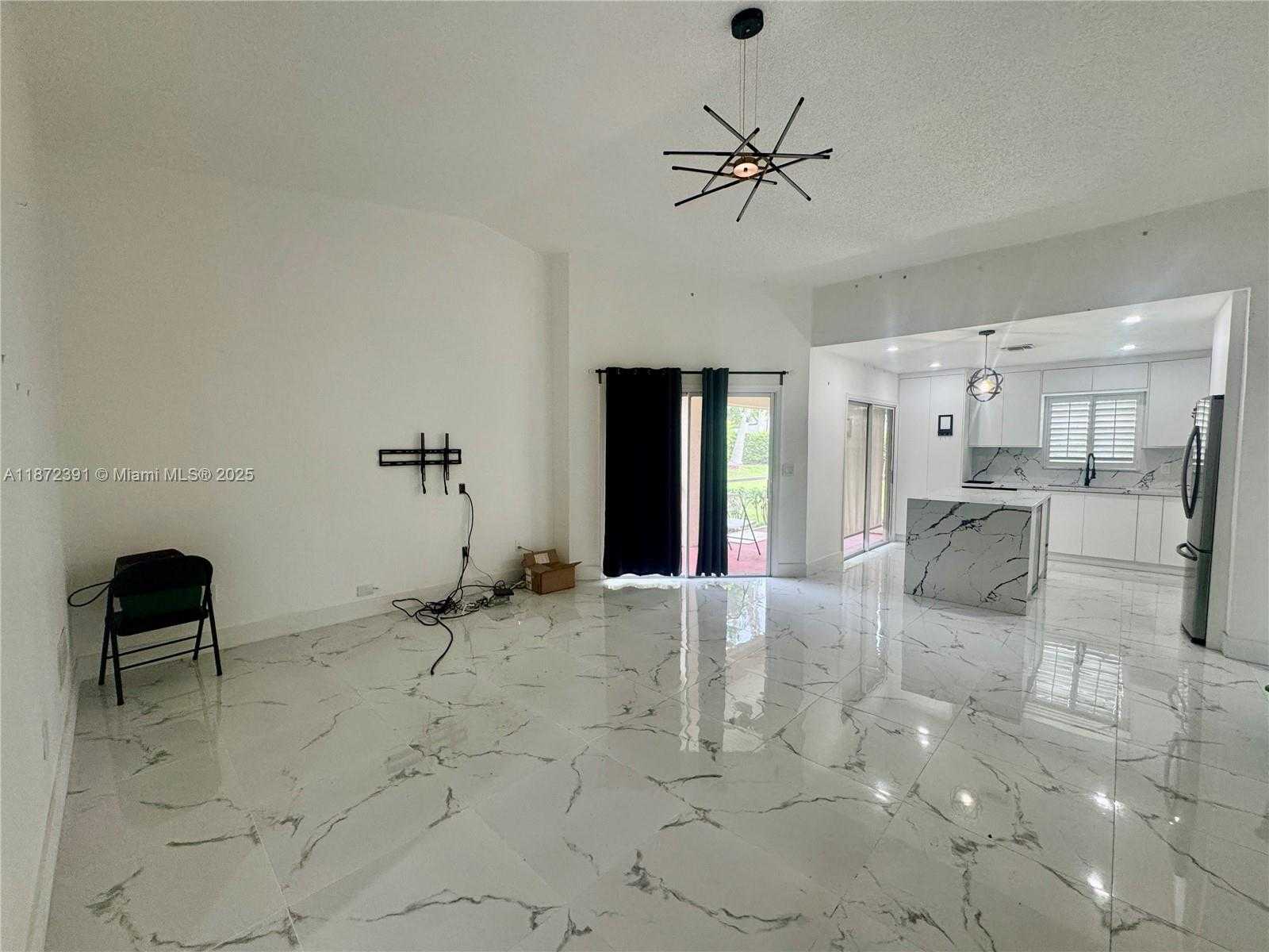 Small Image of 2215 SOUTH EAST 6TH CT, Homestead Number 3