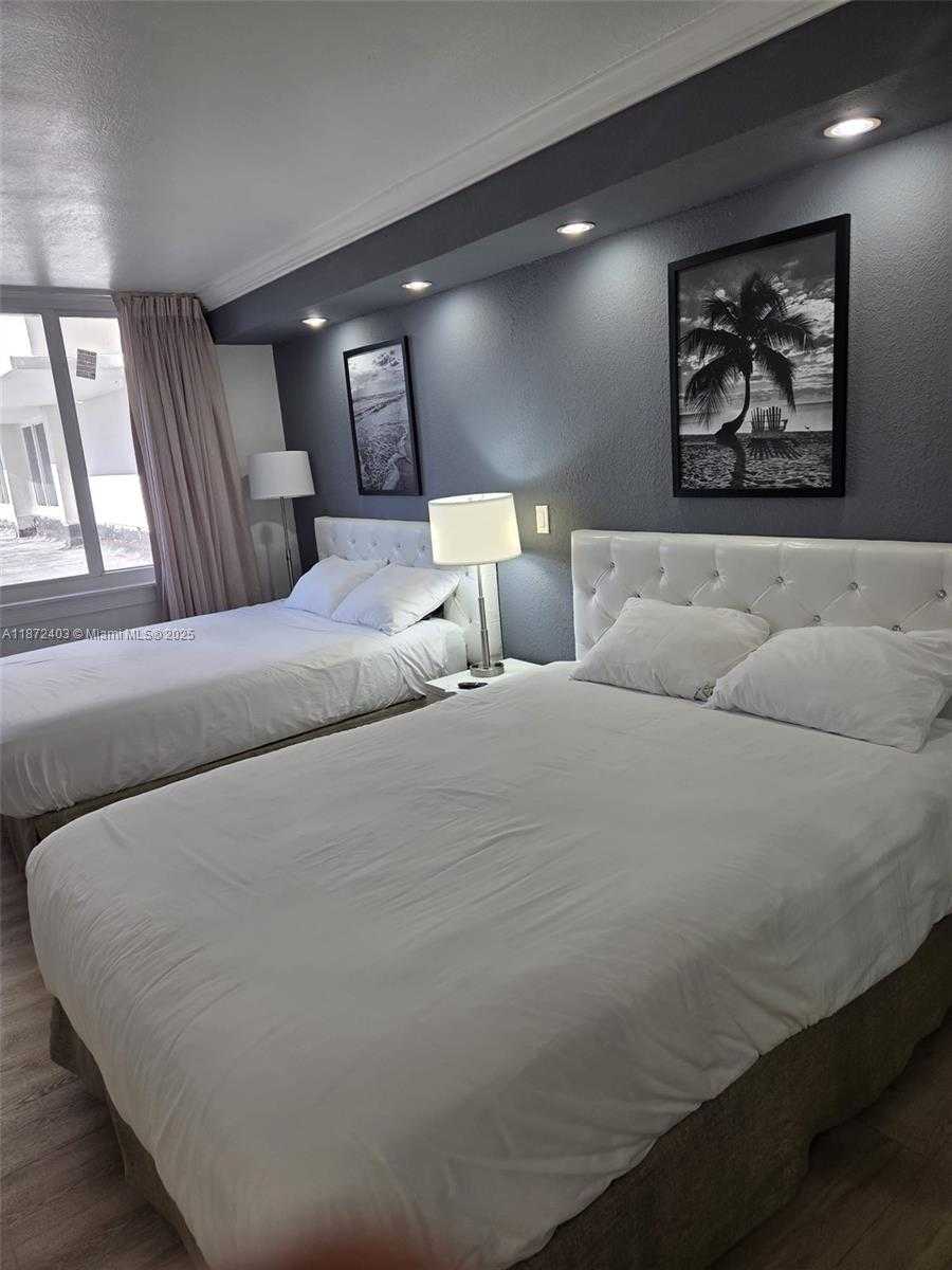 Small Image of 19201 COLLINS AVE #101, Sunny Isles Beach Number 21