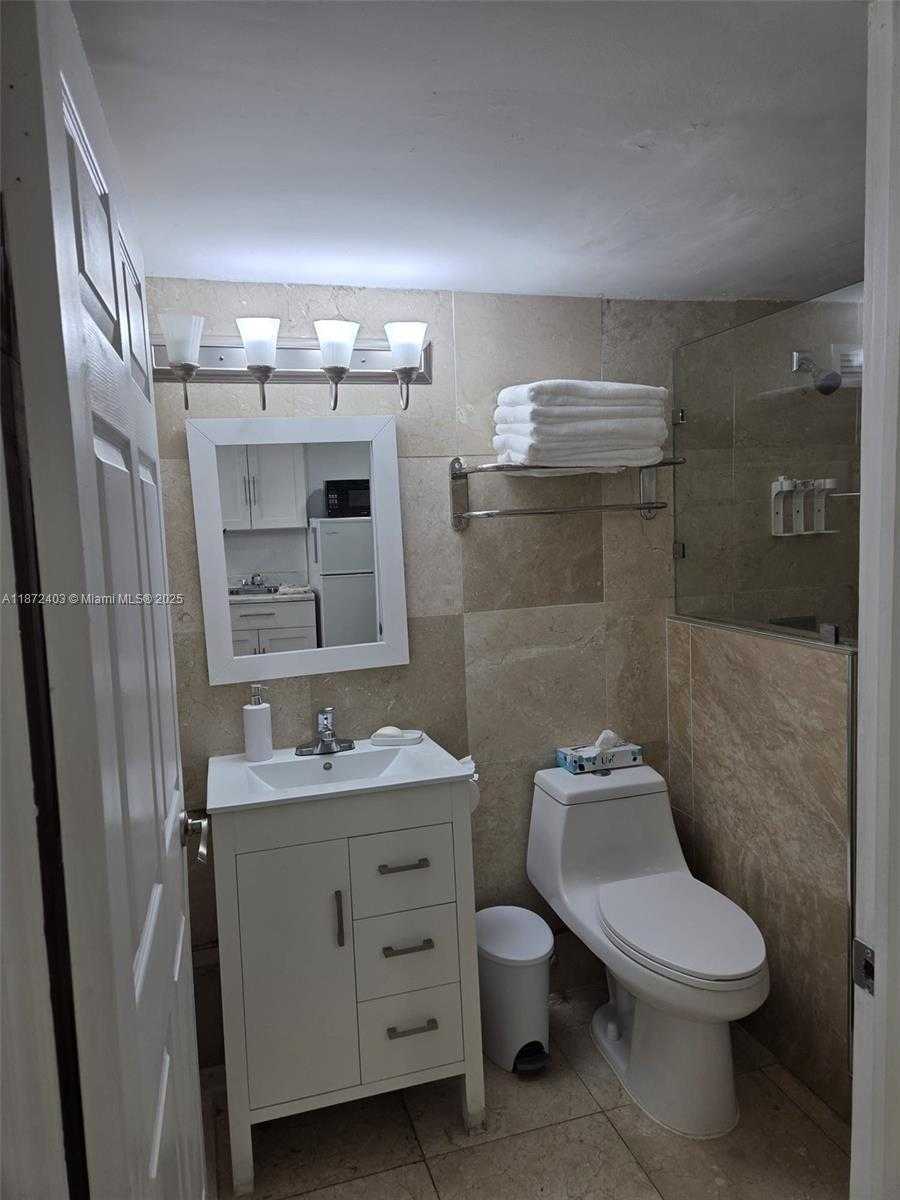 Small Image of 19201 COLLINS AVE #101, Sunny Isles Beach Number 27