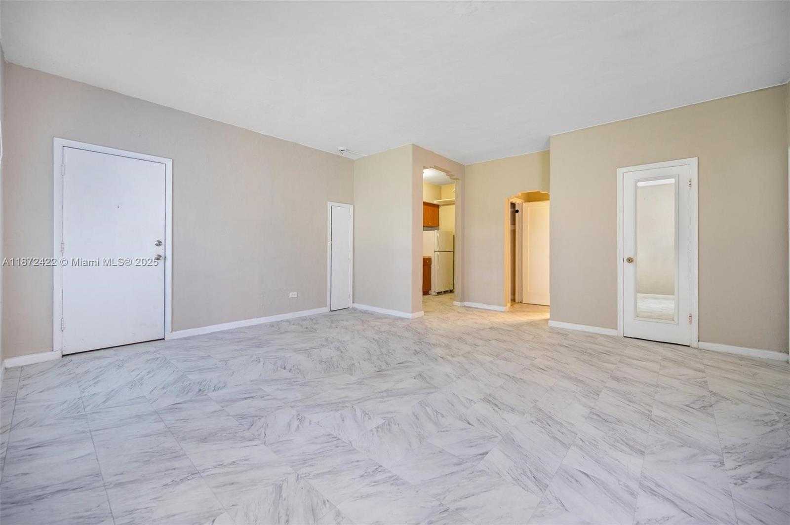 Small Image of 825 ALTON RD #2, Miami Beach Number 6