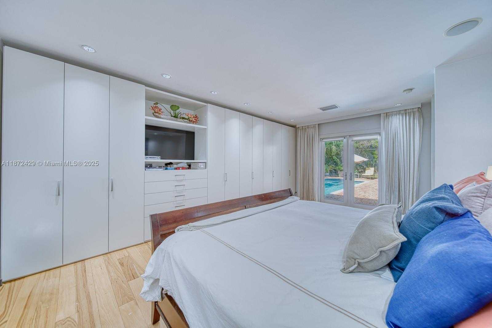 Small Image of 620 CONDE AVE, Coral Gables Number 22