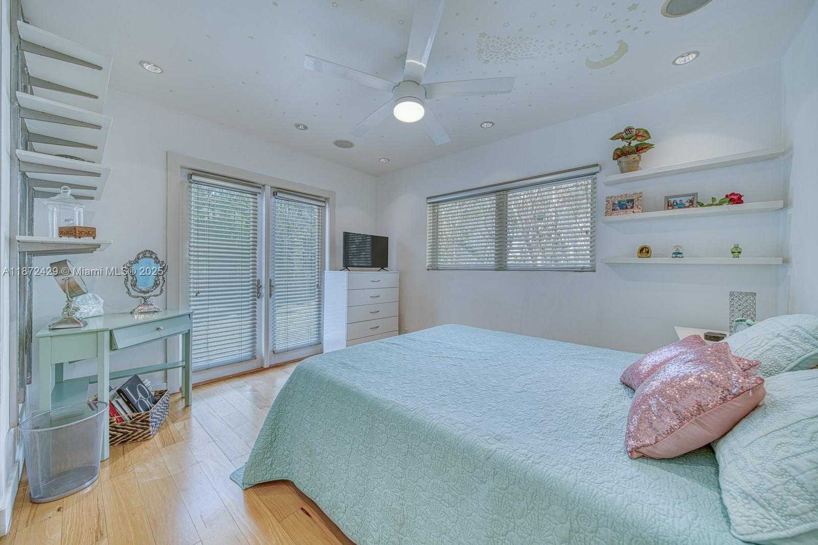 Small Image of 620 CONDE AVE, Coral Gables Number 32