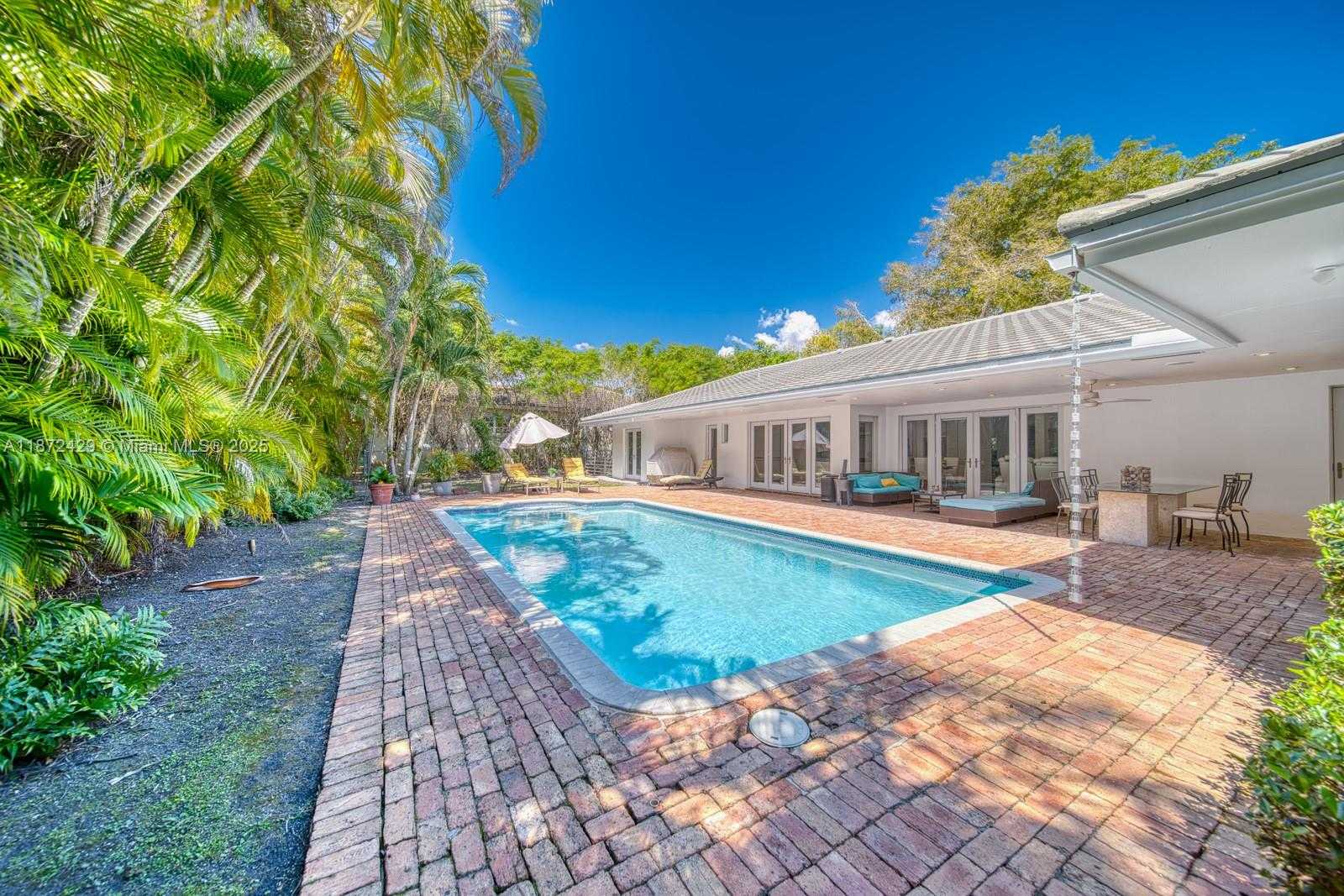 Small Image of 620 CONDE AVE, Coral Gables Number 36