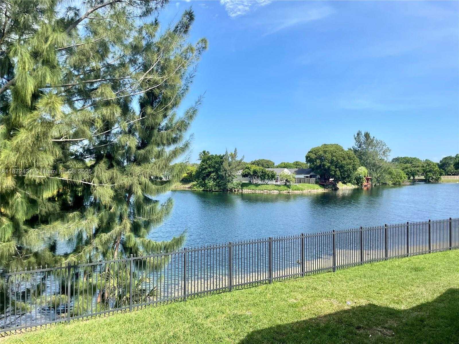 Small Image of 7415 SOUTH WEST 152ND AVE #7-208, Miami Number 20