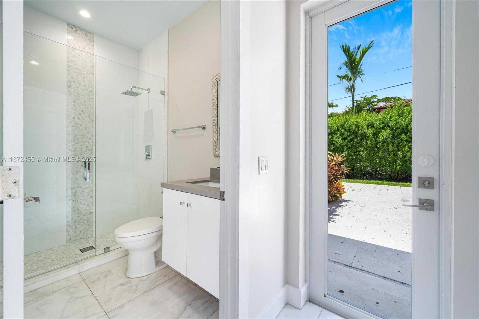 Small Image of 511 MADEIRA AVE, Coral Gables Number 21