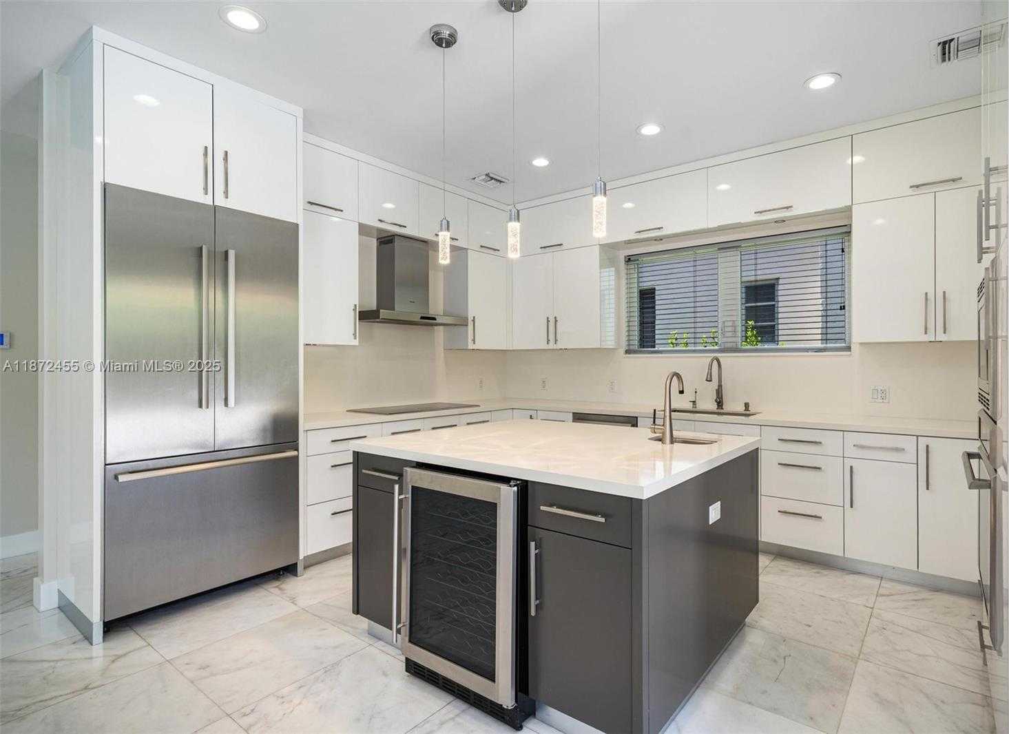 Small Image of 511 MADEIRA AVE, Coral Gables Number 7