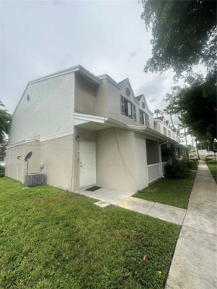 Small Image of 17455 NORTH WEST 67TH CT #G-17, Hialeah Number 16