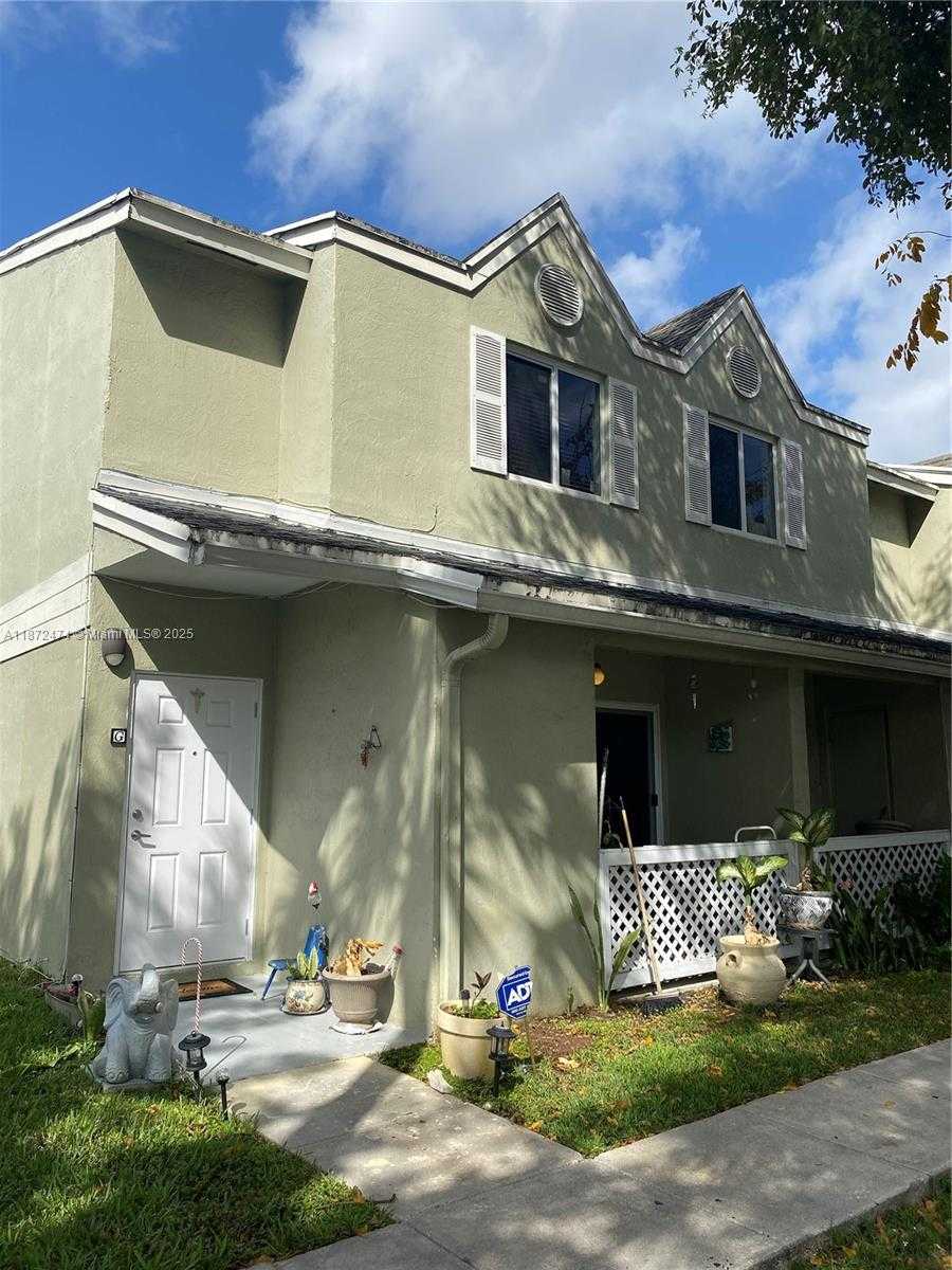 Small Image of 17455 NORTH WEST 67TH CT #G-17, Hialeah Number 2