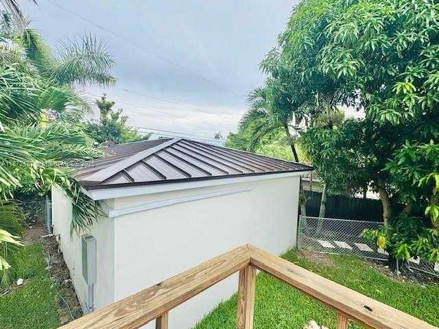 Small Image of 3300 SOUTH WEST 80TH AVE #2, Miami Number 11