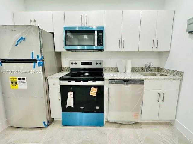 Small Image of 3300 SOUTH WEST 80TH AVE #2, Miami Number 3