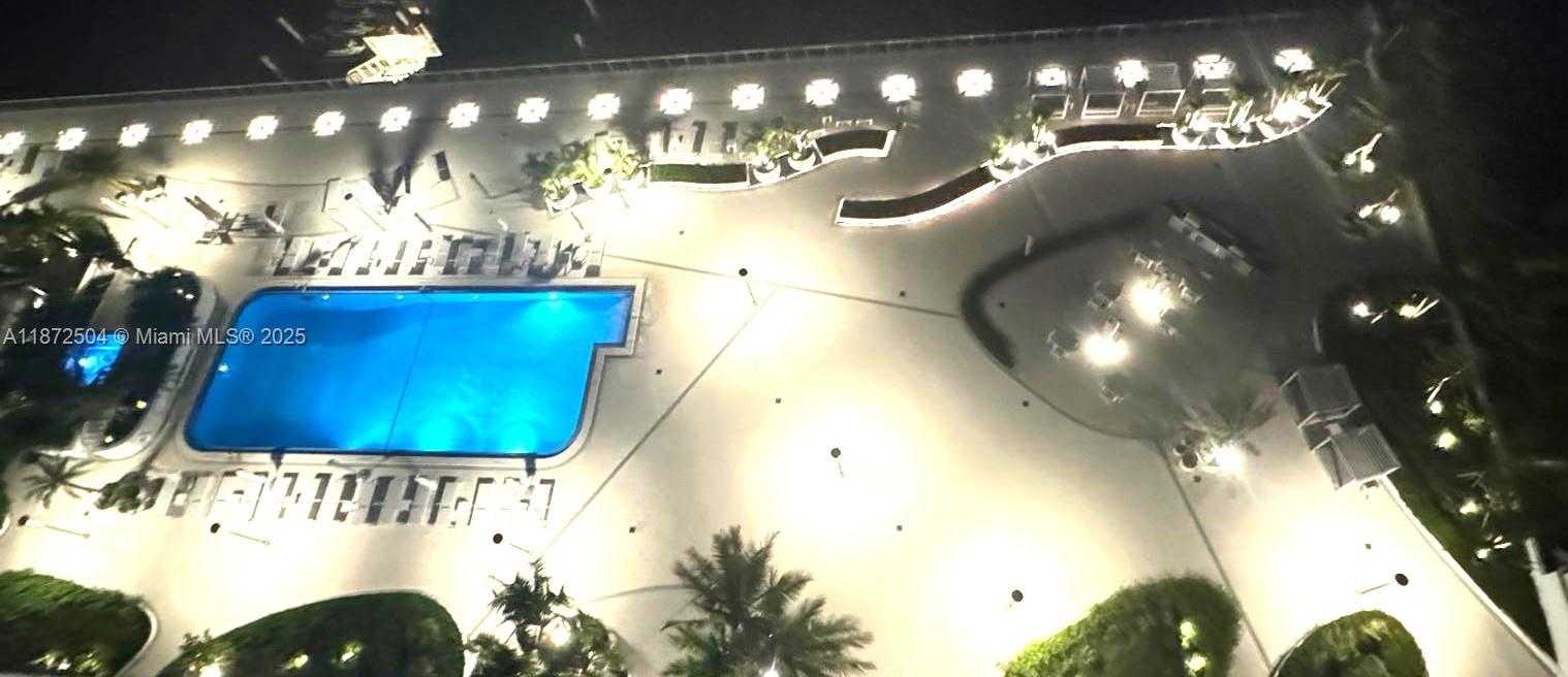 Small Image of 1000 WEST AVE #1514, Miami Beach Number 23