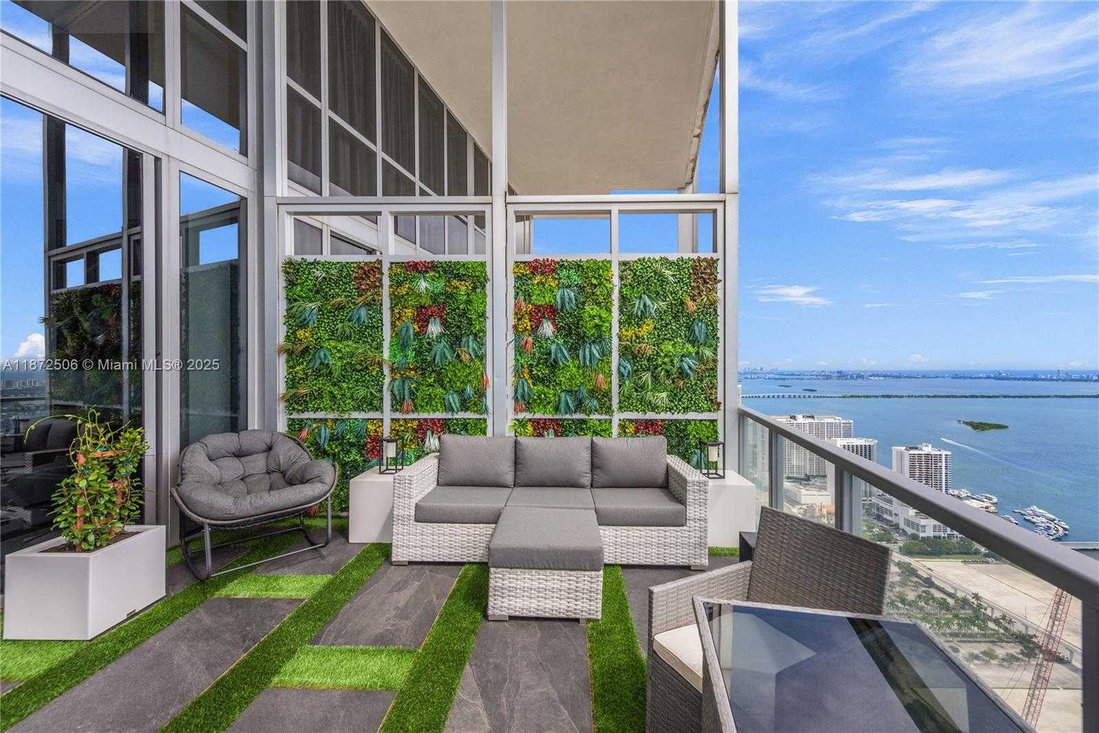 Small Image of 1100 BISCAYNE BLVD #LPH6105, Miami Number 16