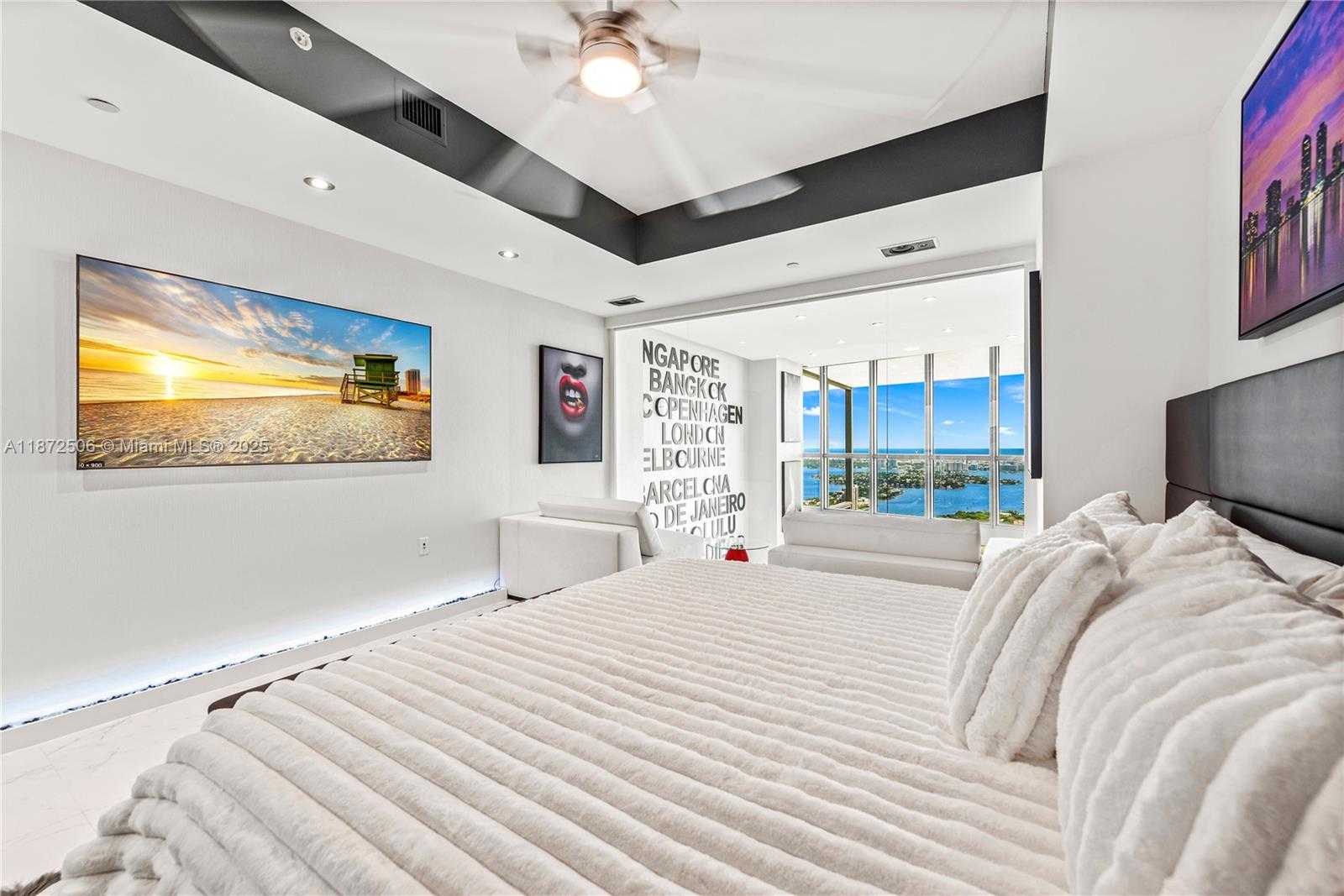Small Image of 1100 BISCAYNE BLVD #LPH6105, Miami Number 24