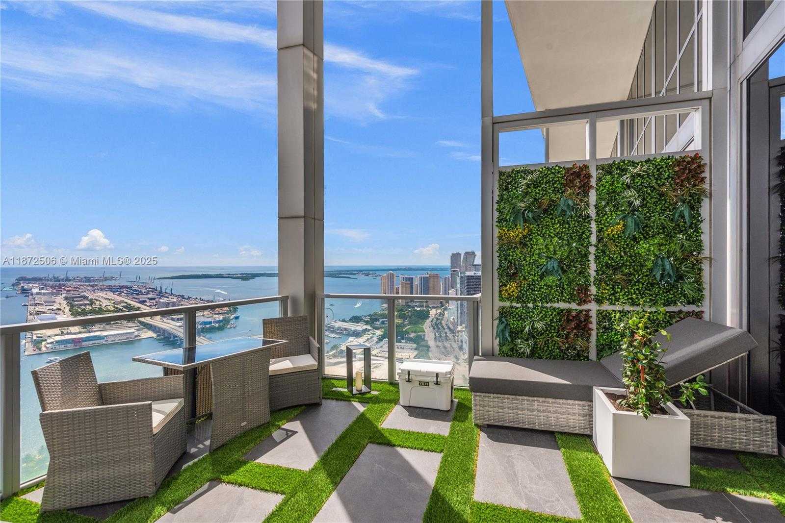 Small Image of 1100 BISCAYNE BLVD #LPH6105, Miami Number 33