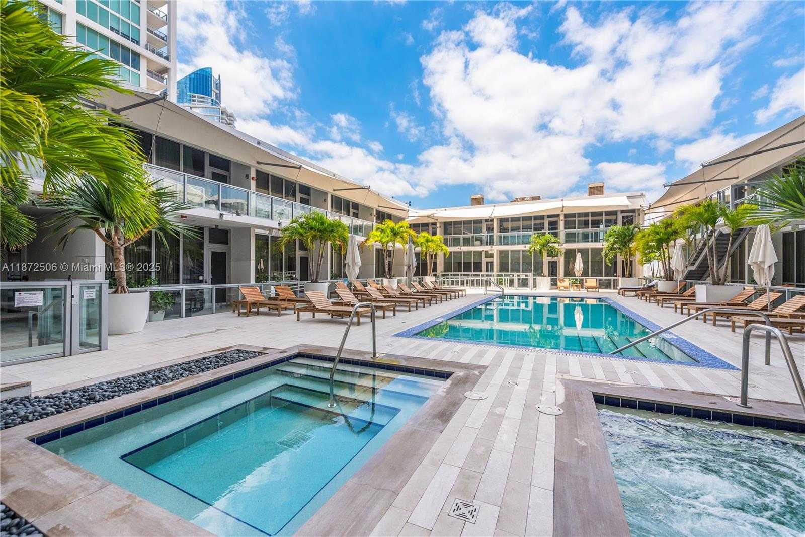 Small Image of 1100 BISCAYNE BLVD #LPH6105, Miami Number 39
