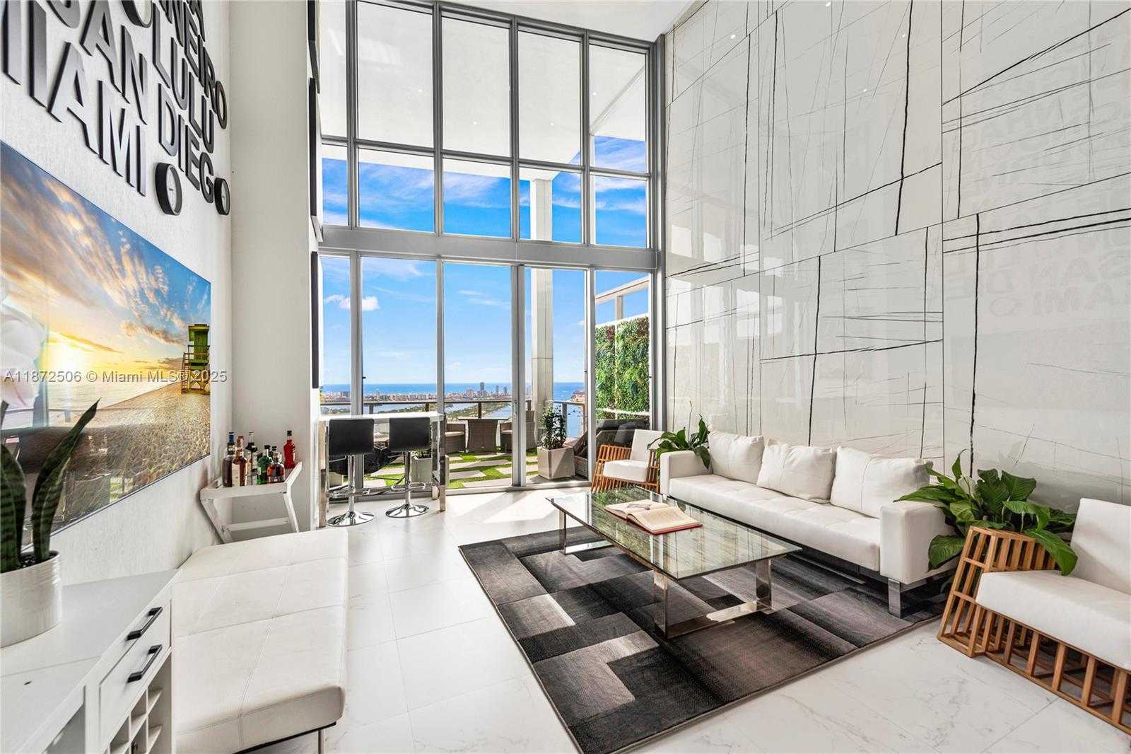 Small Image of 1100 BISCAYNE BLVD #LPH6105, Miami Number 5