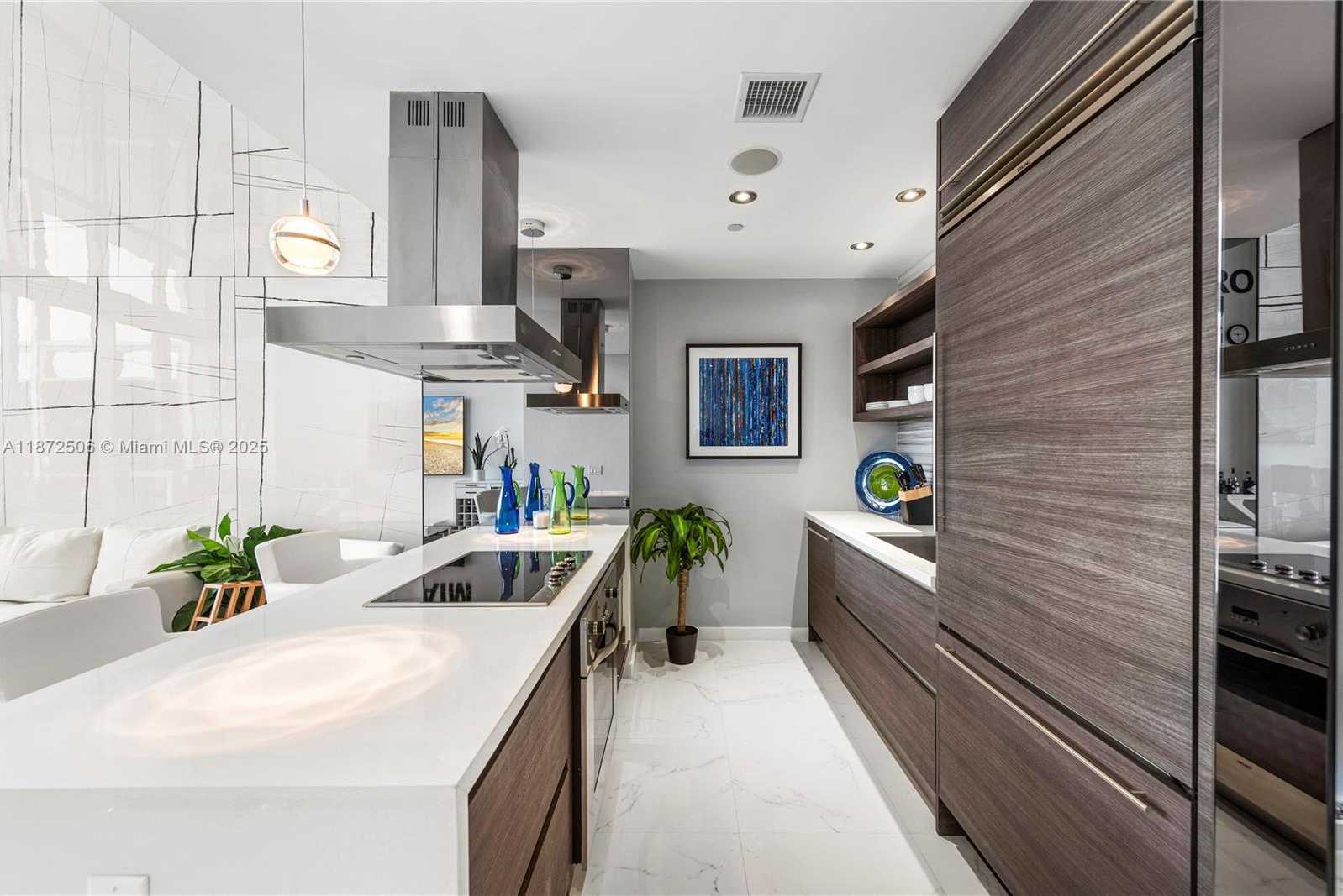 Small Image of 1100 BISCAYNE BLVD #LPH6105, Miami Number 8