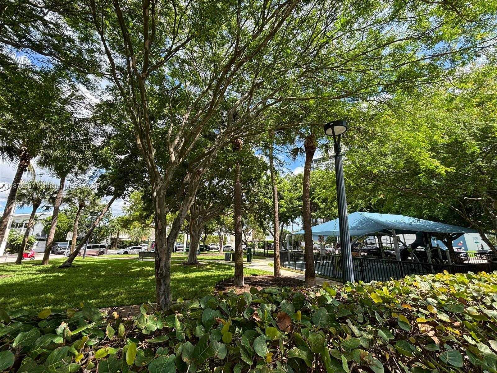Small Image of 7441 WAYNE AVE #10L, Miami Beach Number 31