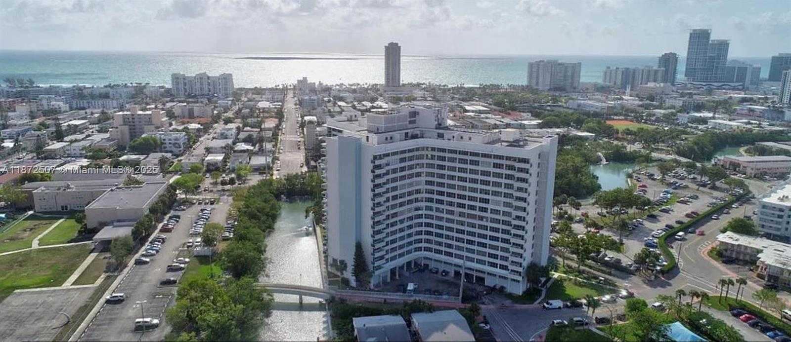 Small Image of 7441 WAYNE AVE #10L, Miami Beach Number 8