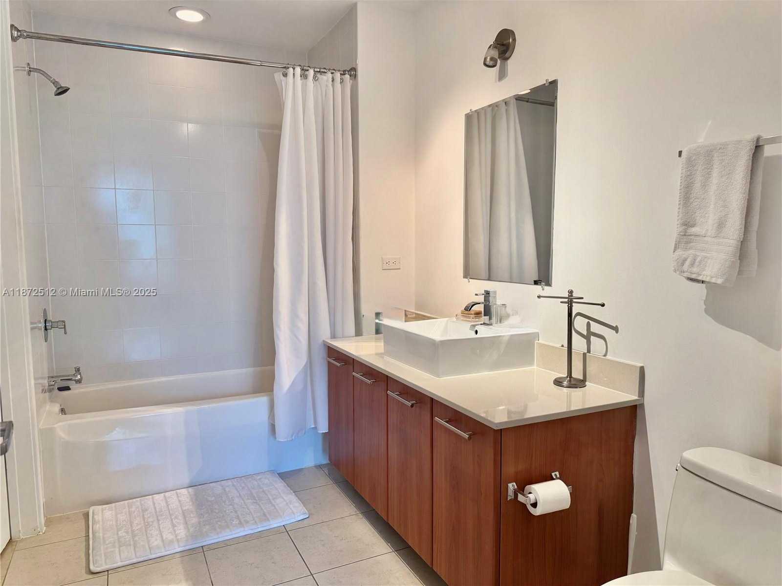 Small Image of 3301 NORTH EAST 1ST AVE #H1504, Miami Number 11