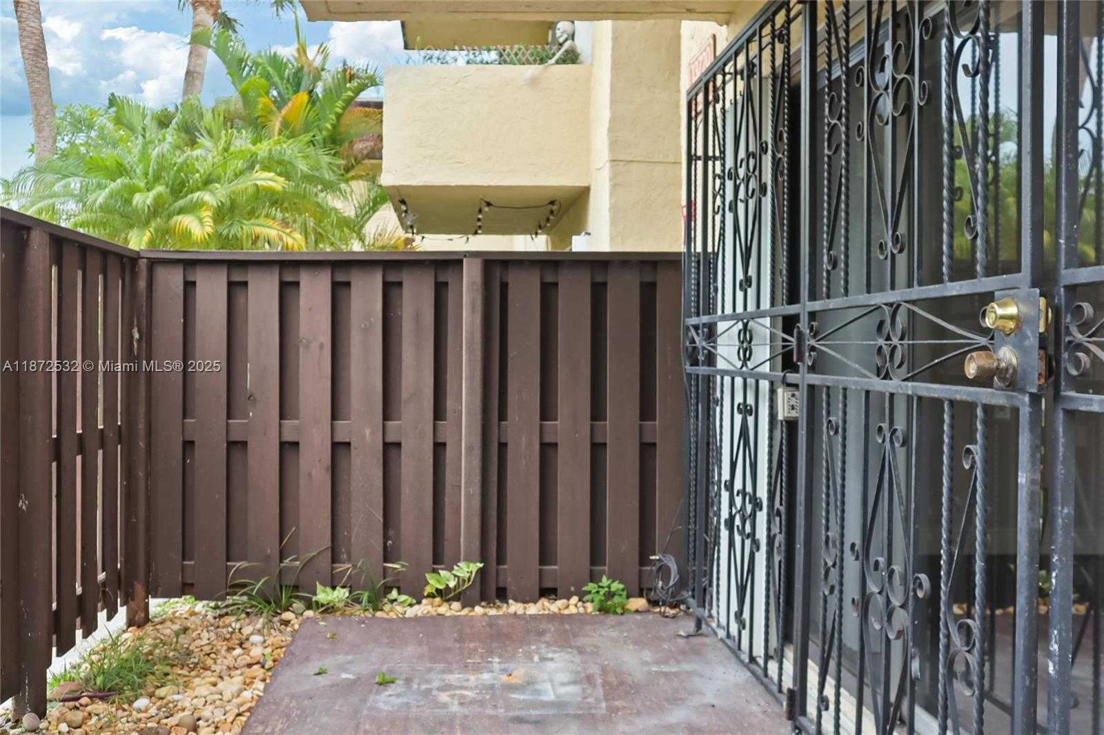 Small Image of 13720 SOUTH WEST 90TH AVE #5, Miami Number 15