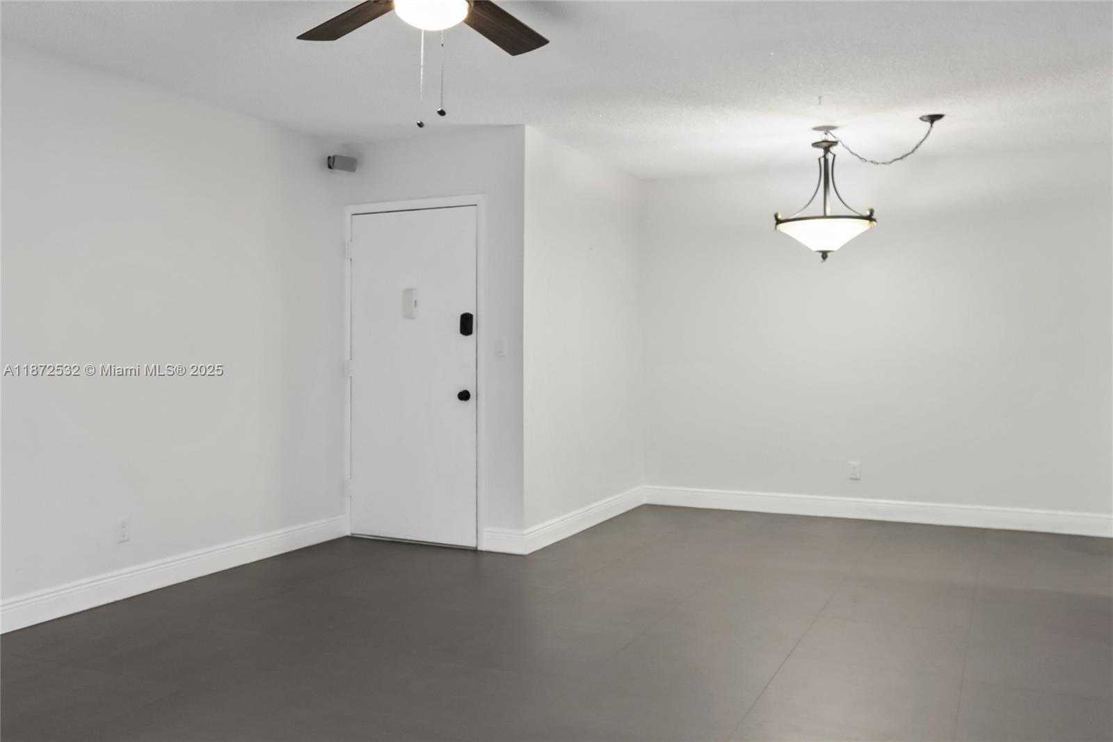 Small Image of 13720 SOUTH WEST 90TH AVE #5, Miami Number 3