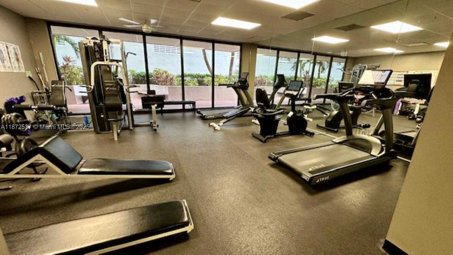 Small Image of 1623 COLLINS AVE #511, Miami Beach Number 23