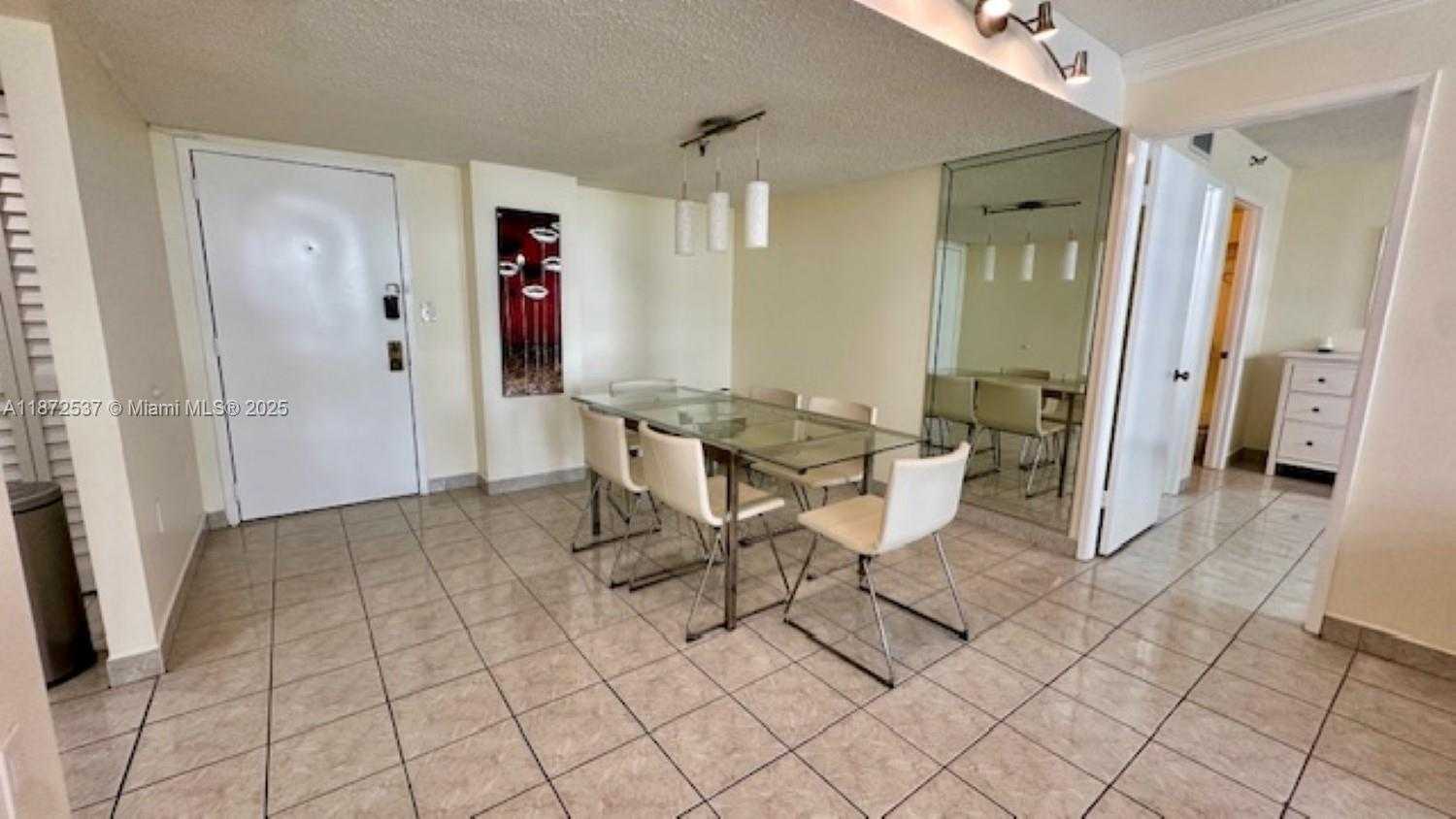 Small Image of 1623 COLLINS AVE #511, Miami Beach Number 4