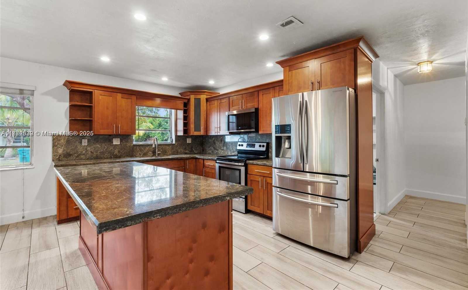 Small Image of 16665 SOUTH WEST 93RD CT, Palmetto Bay Number 12