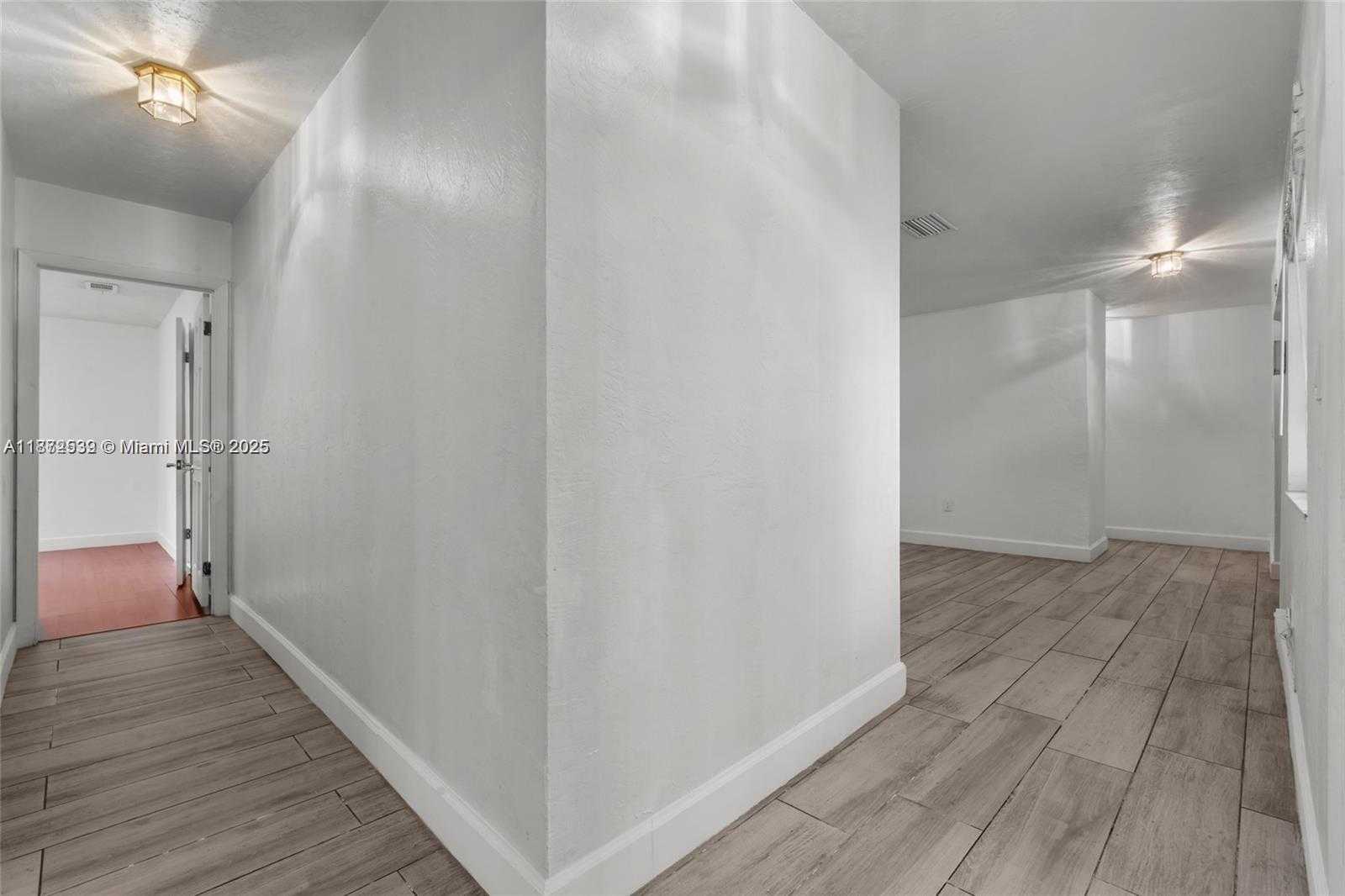 Small Image of 16665 SOUTH WEST 93RD CT, Palmetto Bay Number 21