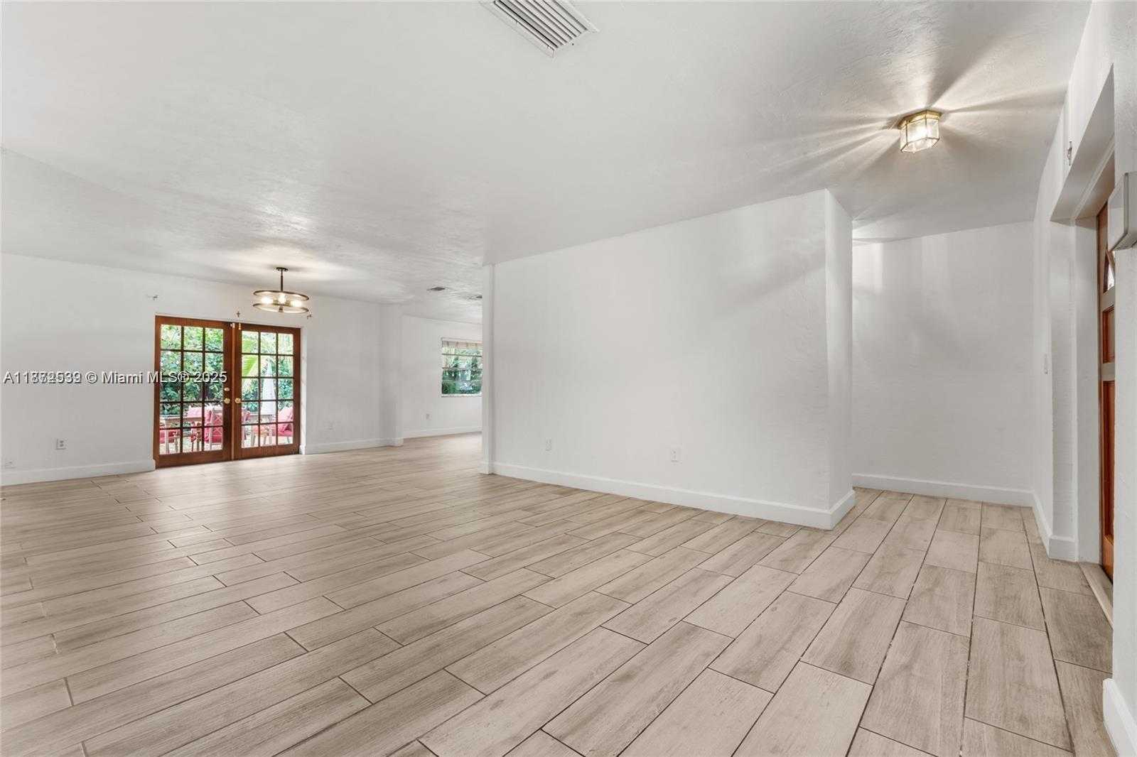 Small Image of 16665 SOUTH WEST 93RD CT, Palmetto Bay Number 4