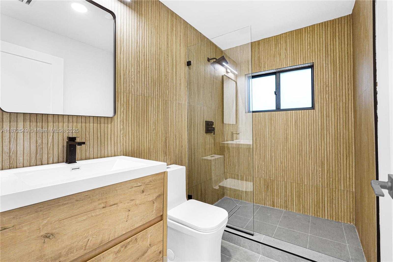 Small Image of 10618 NORTH EAST 11TH AVE, Miami Shores Number 8