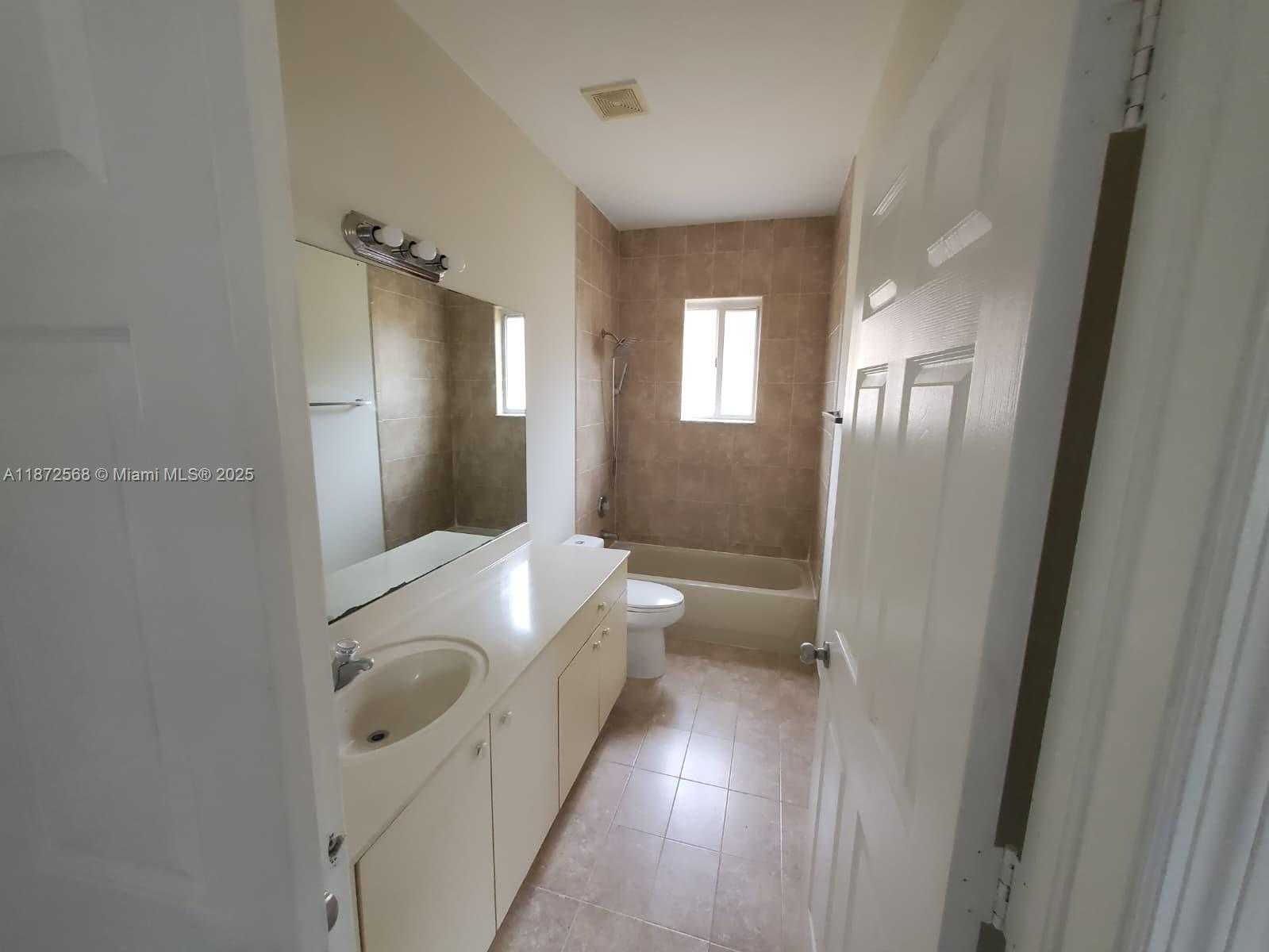 Small Image of 2531 NORTH EAST 41ST TER #2531, Homestead Number 20