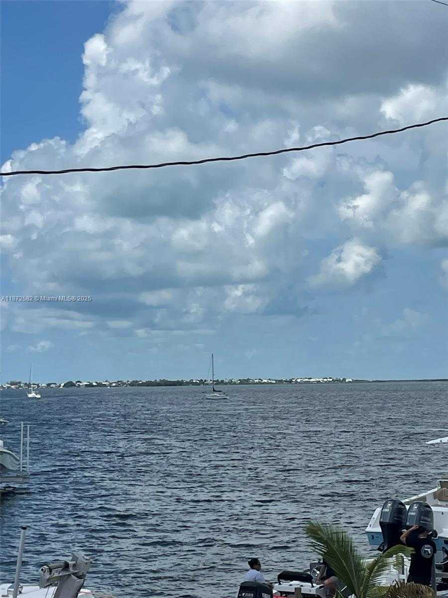 Small Image of 325 CALUSA ST #320, Key Largo Number 16