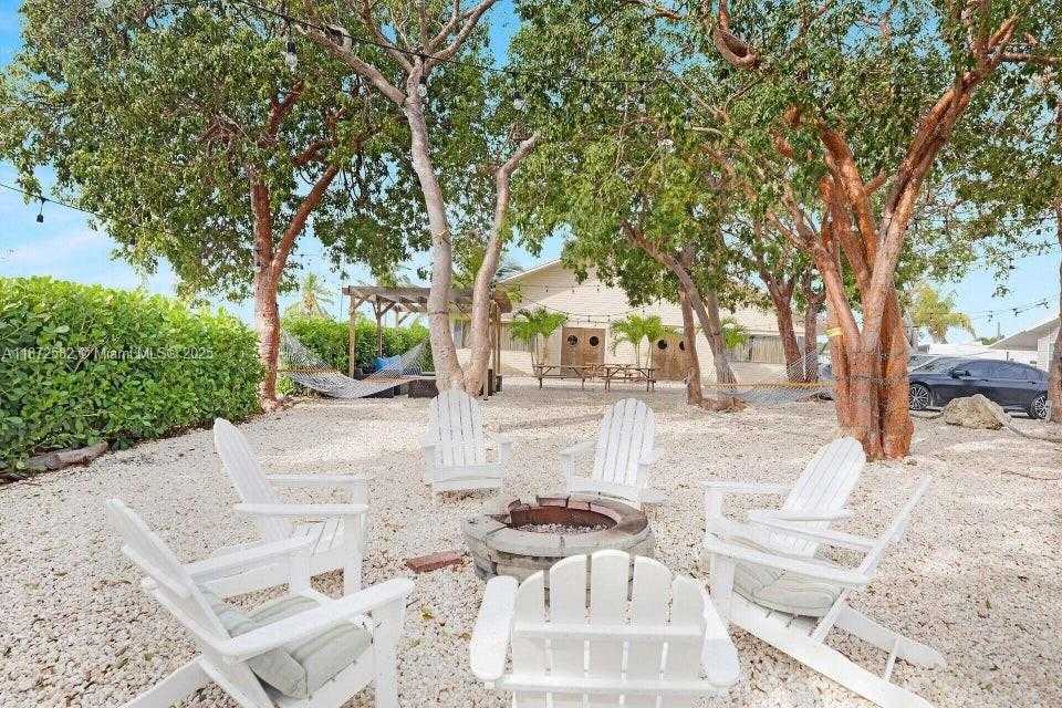 Small Image of 325 CALUSA ST #320, Key Largo Number 21