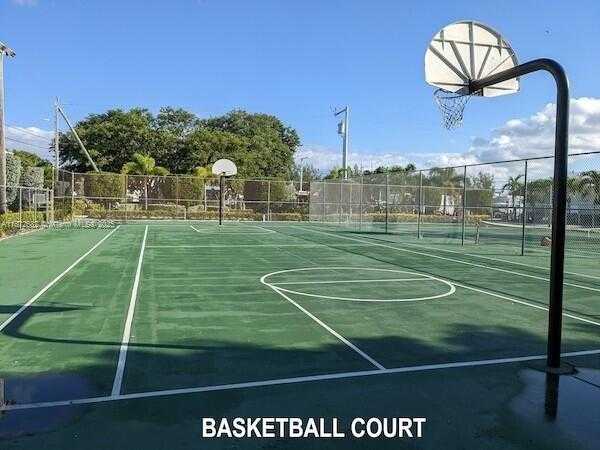 Small Image of 325 CALUSA ST #320, Key Largo Number 24