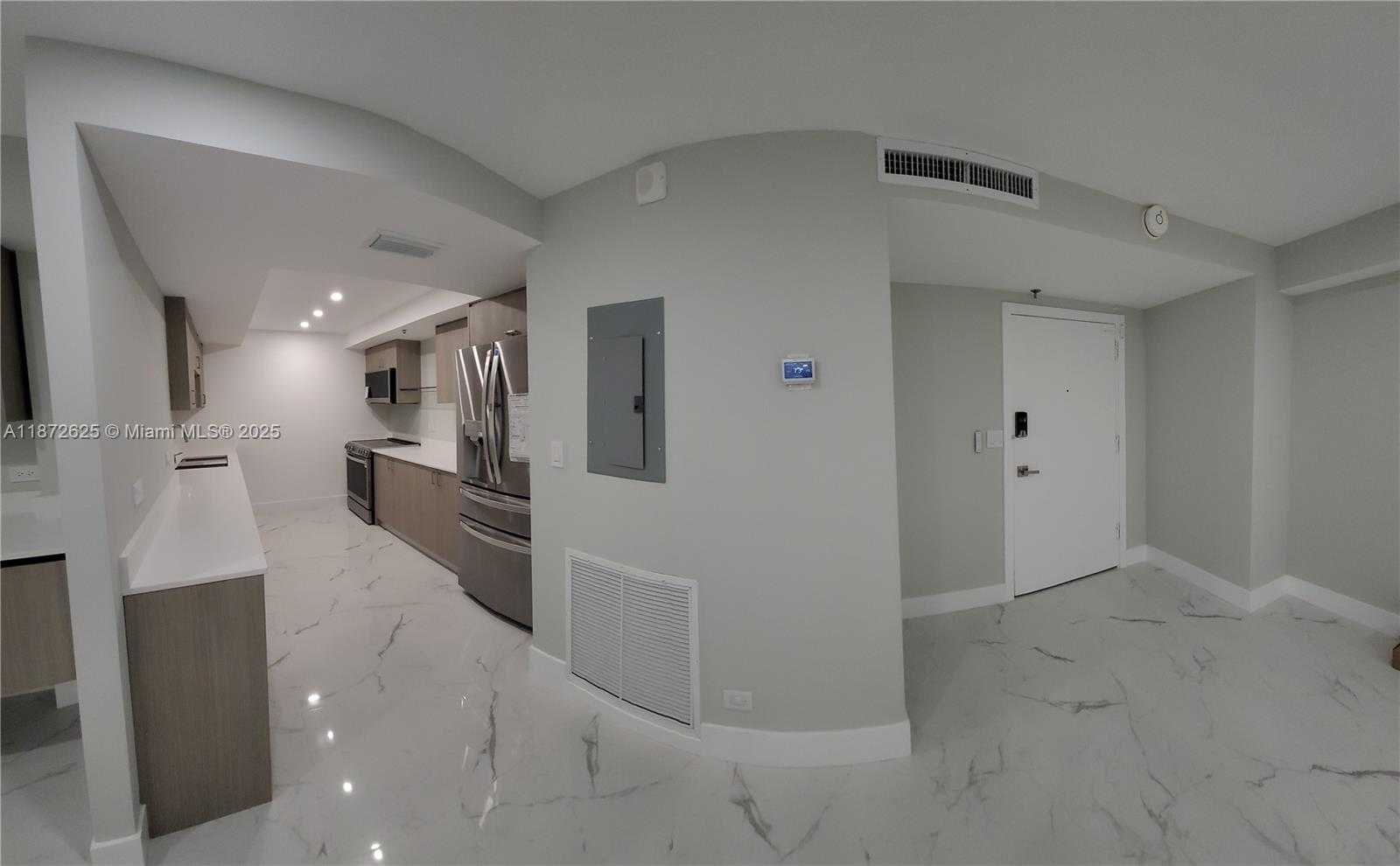 Small Image of 6039 COLLINS AVE #1535, Miami Beach Number 16