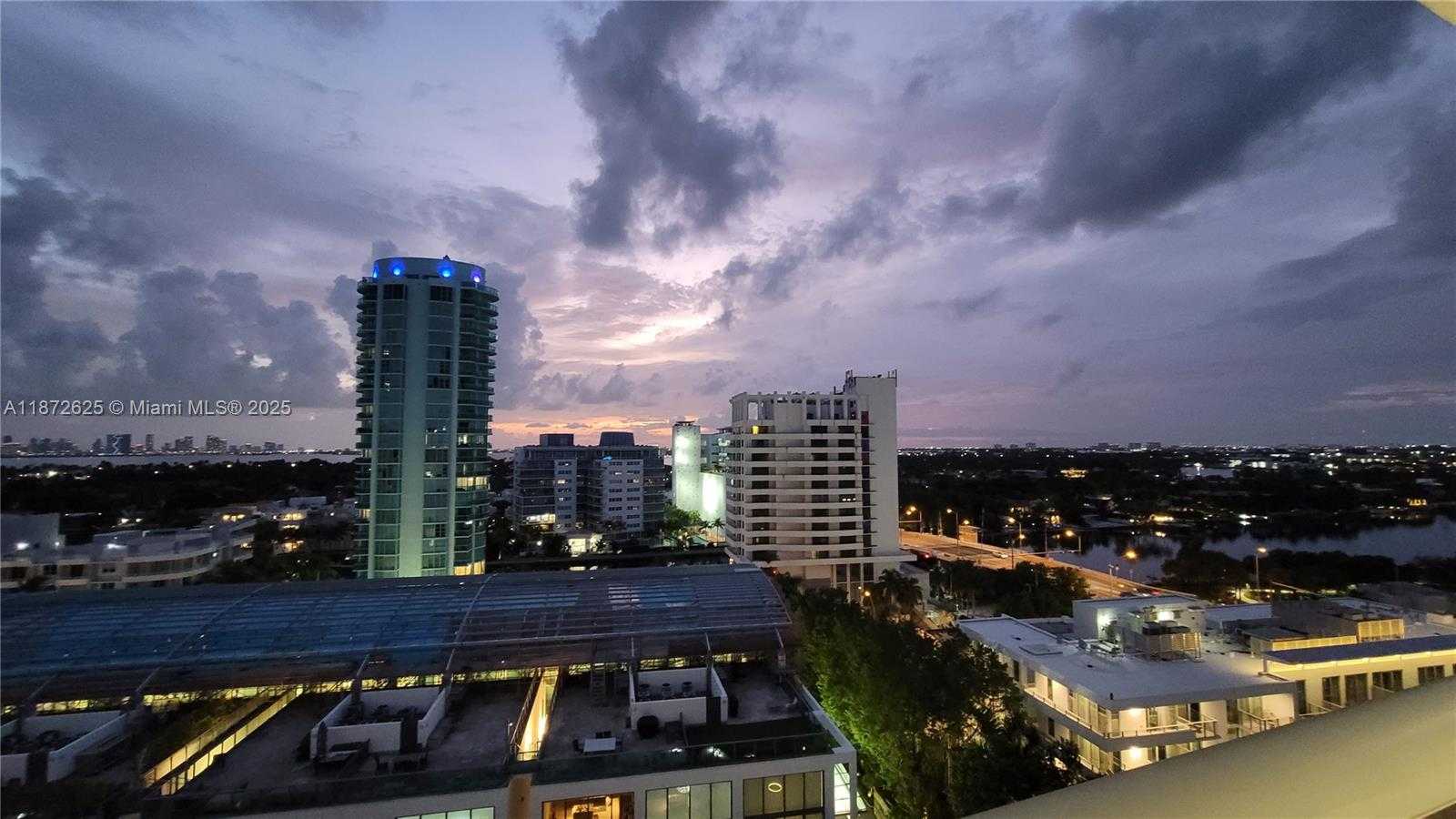 Small Image of 6039 COLLINS AVE #1535, Miami Beach Number 35