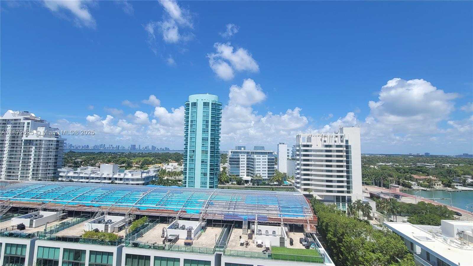 Small Image of 6039 COLLINS AVE #1535, Miami Beach Number 38
