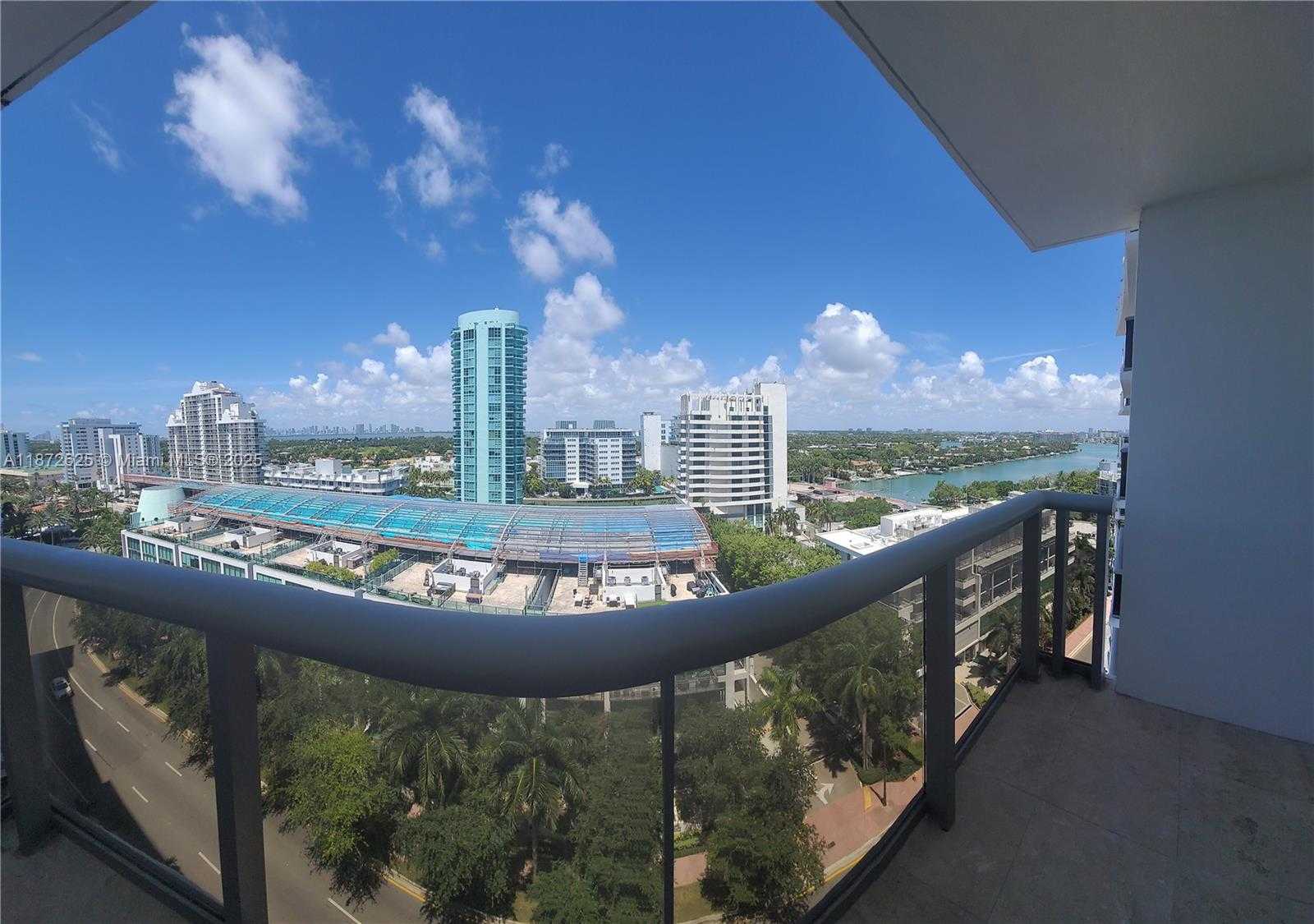 Small Image of 6039 COLLINS AVE #1535, Miami Beach Number 41