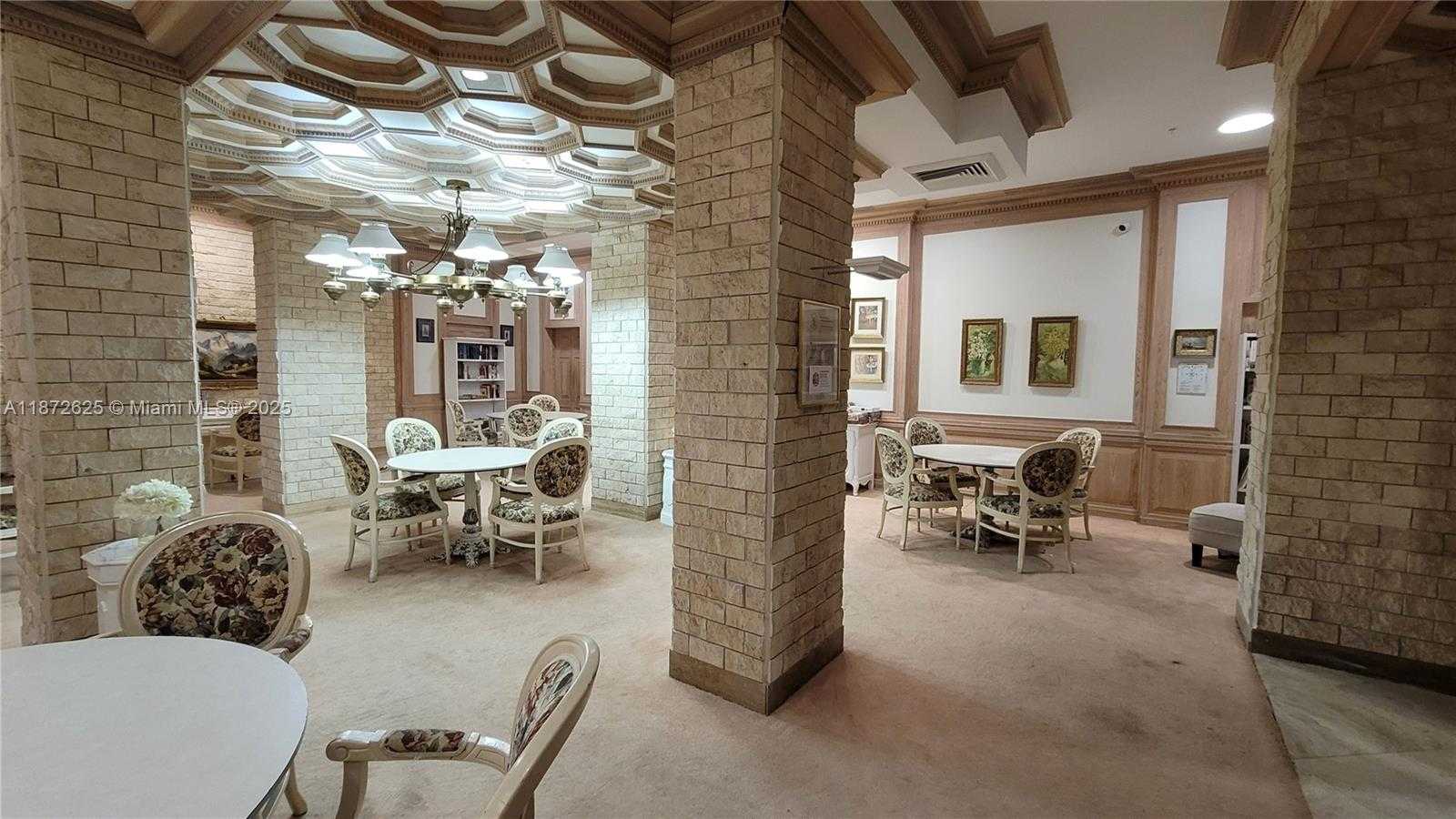 Small Image of 6039 COLLINS AVE #1535, Miami Beach Number 45