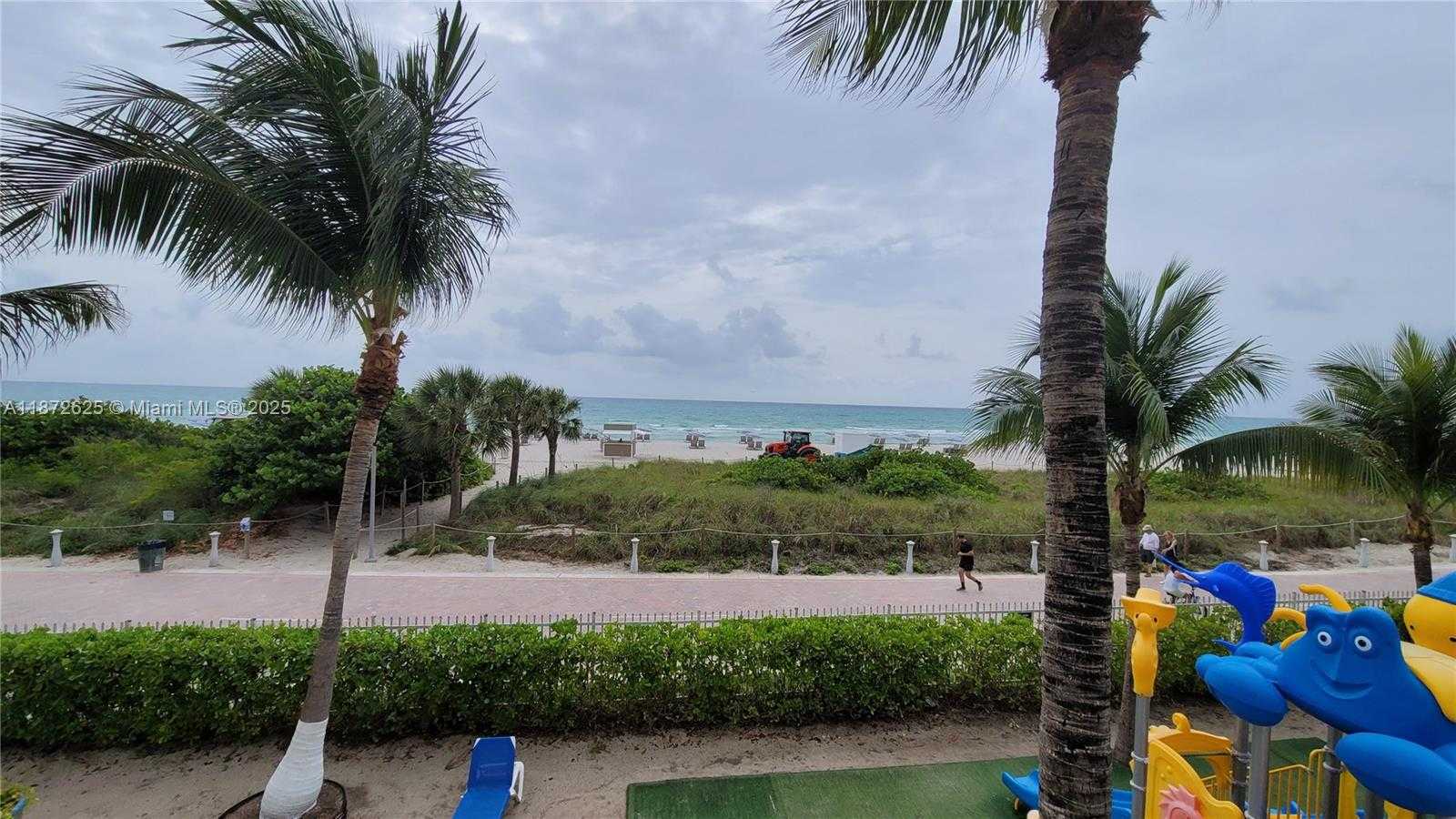 Small Image of 6039 COLLINS AVE #1535, Miami Beach Number 57