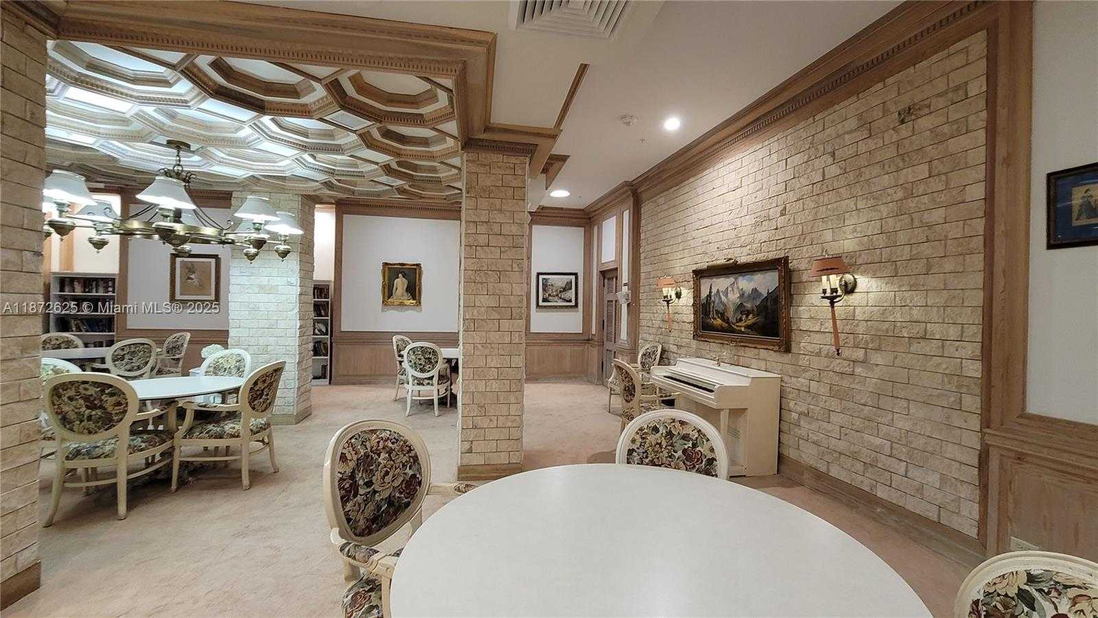 Small Image of 6039 COLLINS AVE #1535, Miami Beach Number 65
