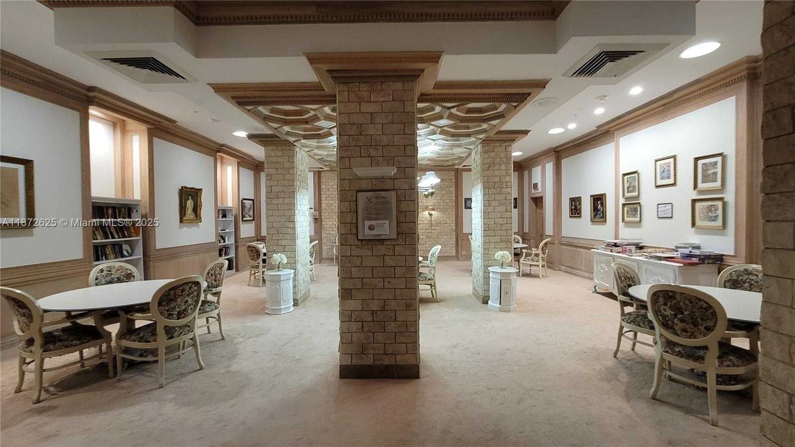 Small Image of 6039 COLLINS AVE #1535, Miami Beach Number 66