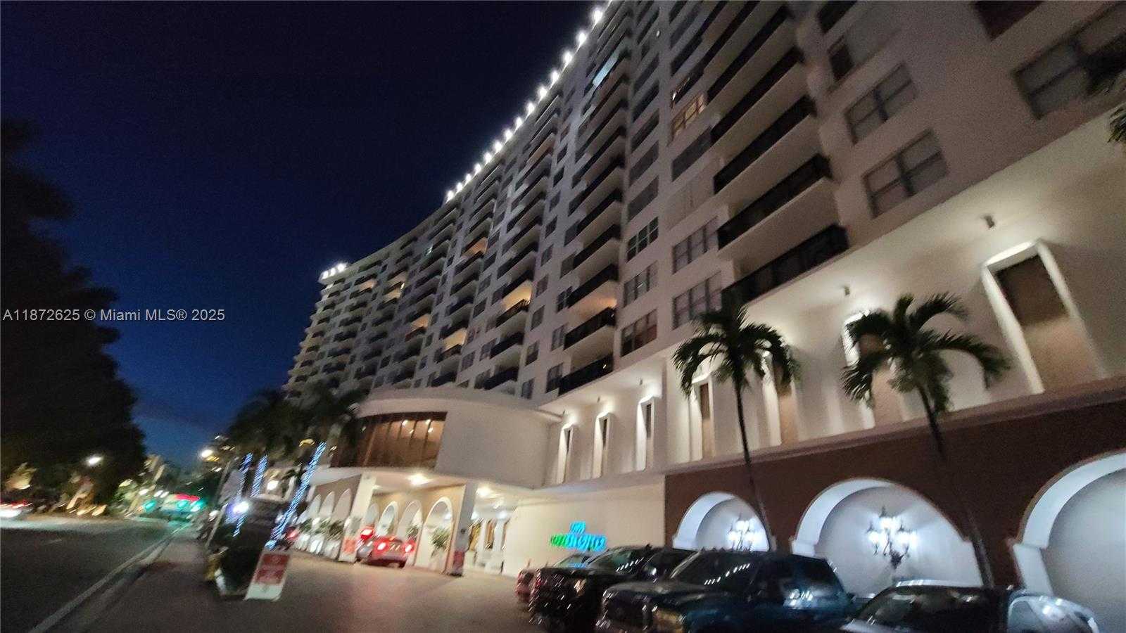 Small Image of 6039 COLLINS AVE #1535, Miami Beach Number 75