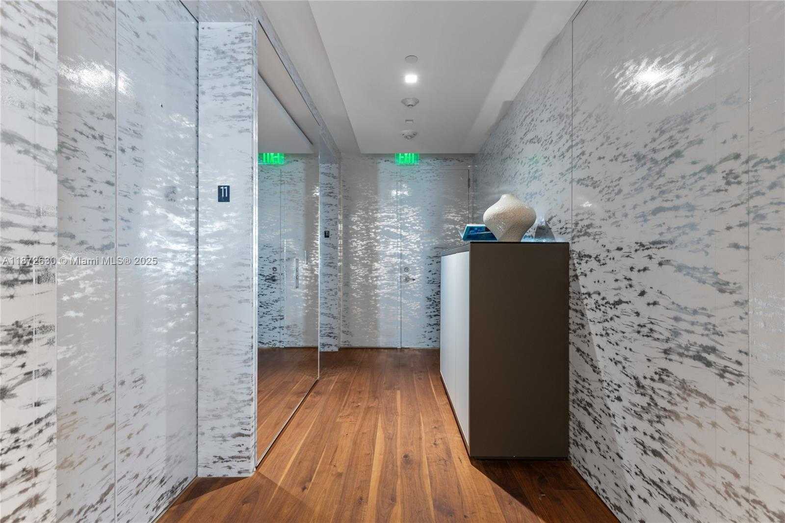 Small Image of 100 SOUTH POINTE DR #1102/03, Miami Beach Number 62
