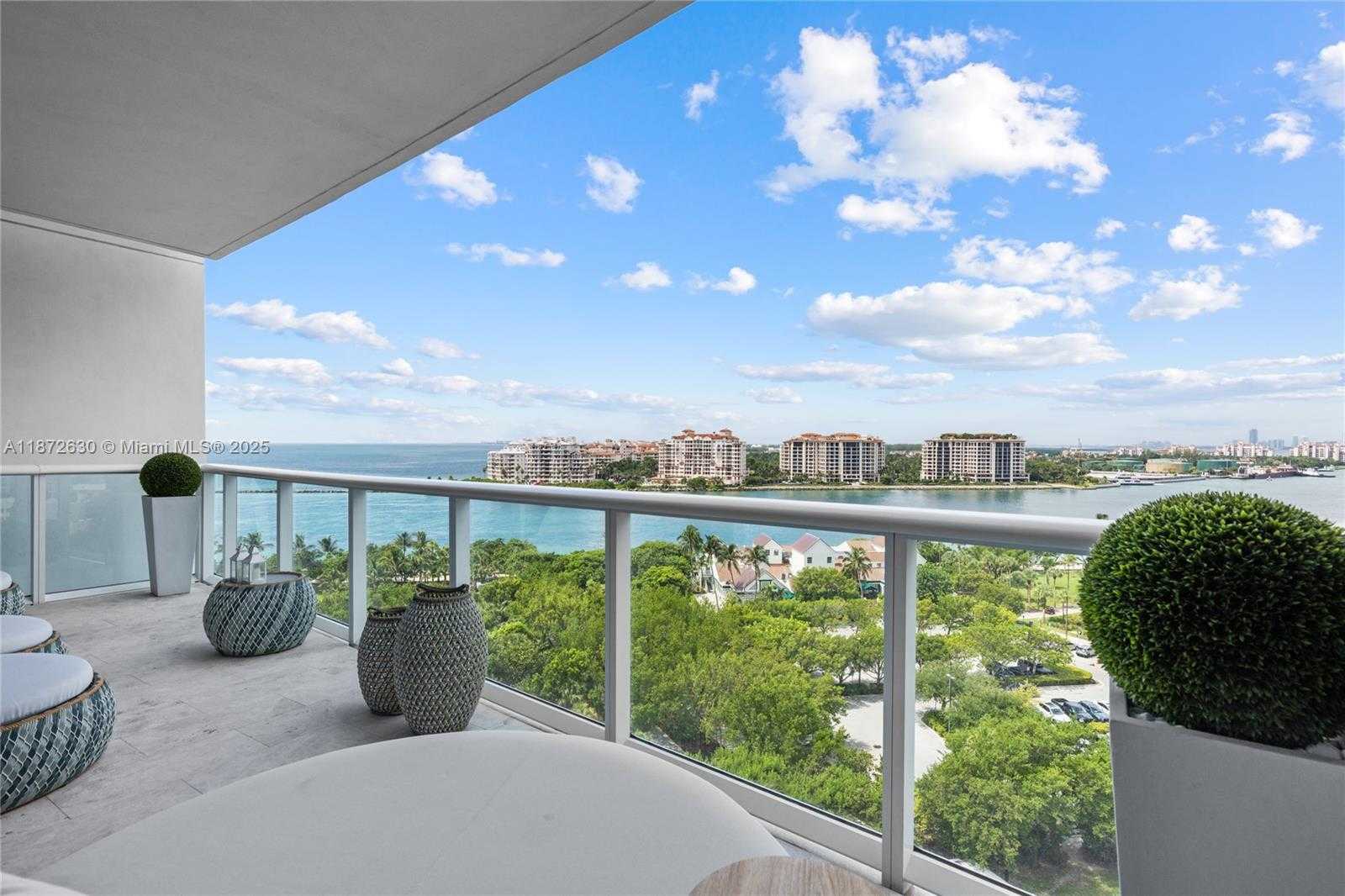 Small Image of 100 SOUTH POINTE DR #1102/03, Miami Beach Number 67