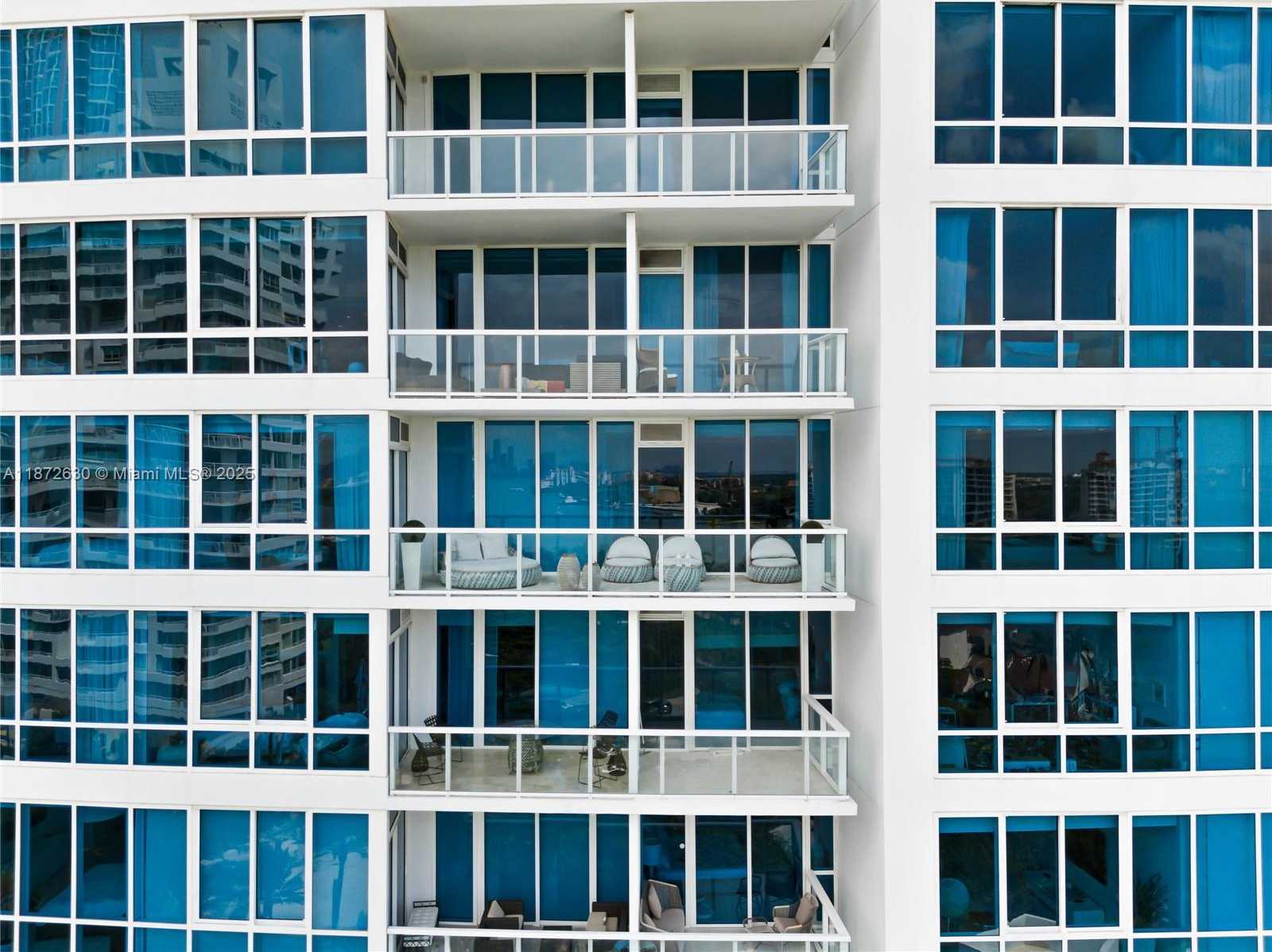Small Image of 100 SOUTH POINTE DR #1102/03, Miami Beach Number 82