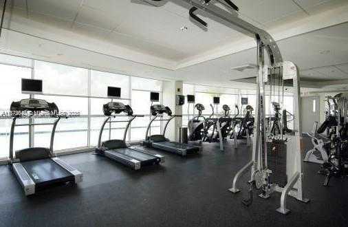 Small Image of 1800 SUNSET HARBOUR DR #1109, Miami Beach Number 13
